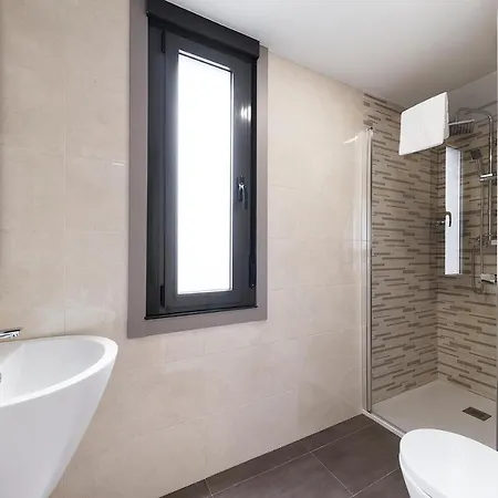 ゲストハウス Residencial Victoria